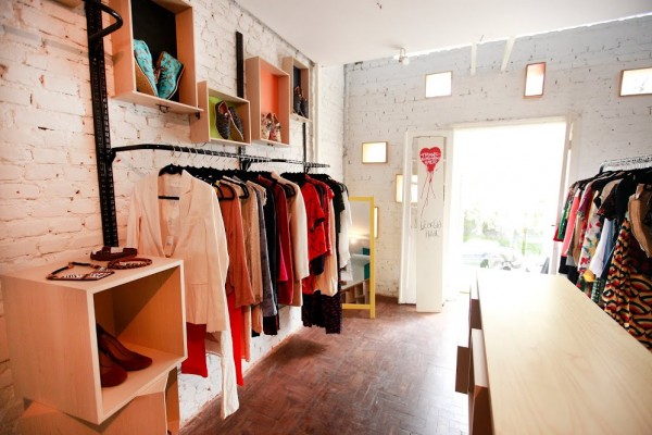 Loja voltada para compartilhamento de roupas é inaugurada em SP