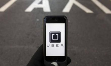 Uber lança botão para corridas em aplicativos de terceiros